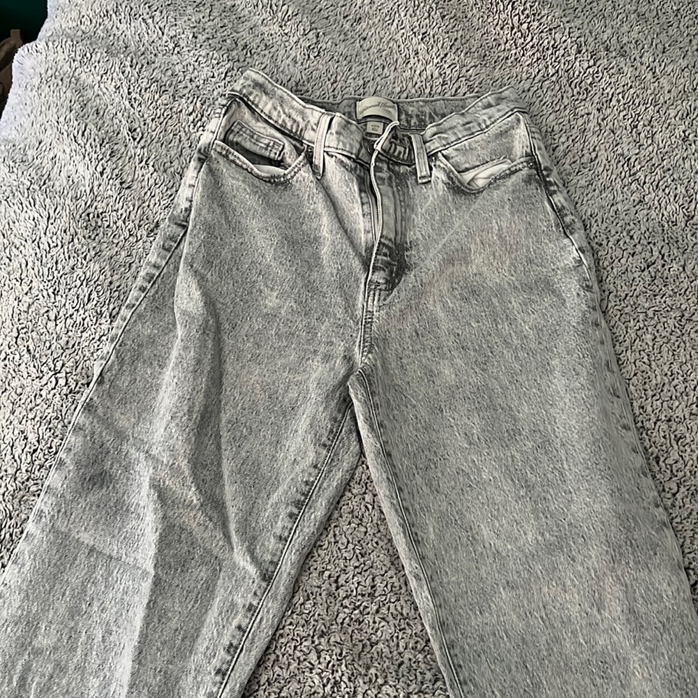 Universal Thread Vintage Straight Jeans